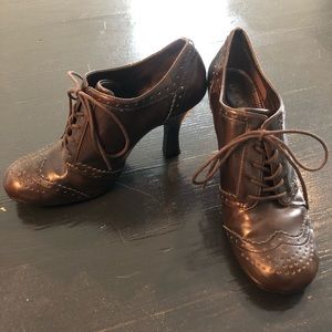 Dark Brown Oxford Heel